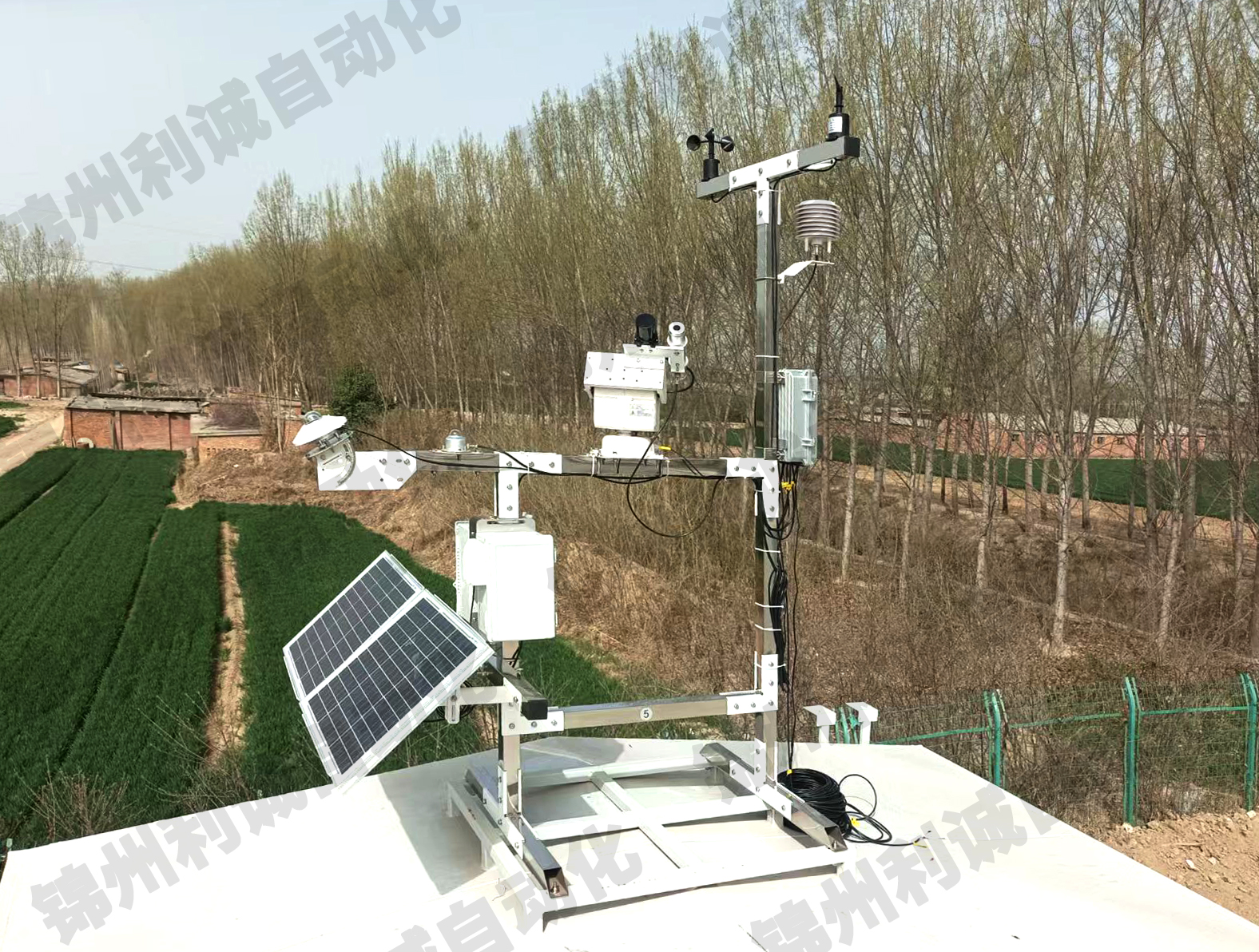 光伏環(huán)境監(jiān)測儀怎么選？看精度、穩(wěn)定性、數(shù)據(jù)傳輸三大核心