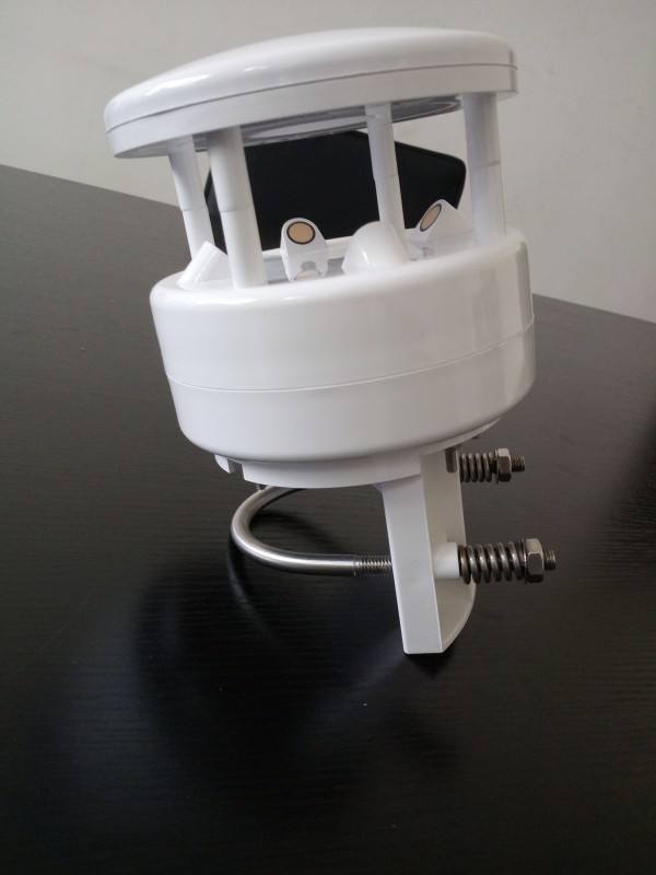 2只超聲波測風(fēng)速